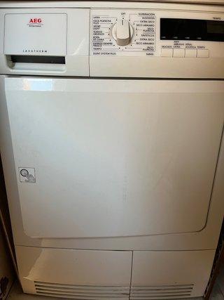 Secadora AEG Lavatherm 56840L