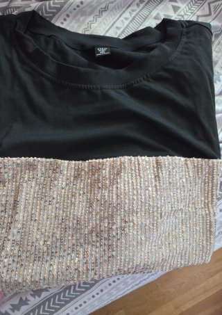 Camiseta Negra Shein Talla 4XL Strass Dorado NUEVA
