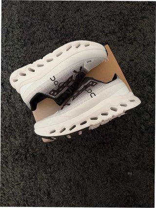 On Cloudmonster Taglia 45 Nero Bianco