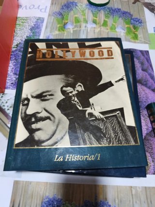 Colección de libros de cine
