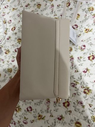 Bolso Tommy Hilfiger Beige y Dorado