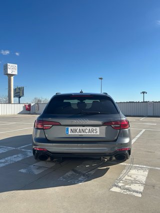 Audi RS4 2018