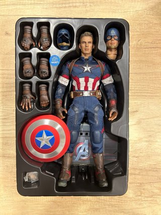 Figura Hot Toys Capitán América Vengadores