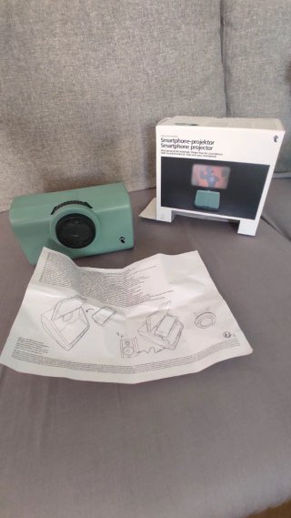 Proyector Smartphone Verde y Blanco