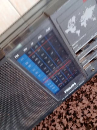 Radio Philips D-2226 Portátil 5 Bandas