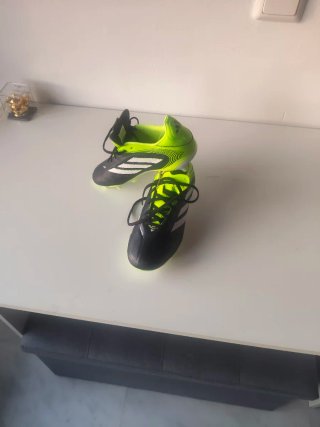 Botas de fútbol Adidas Talla 34