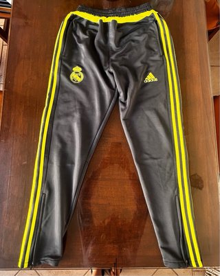 Conjunto chándal Adidas gris y amarillo