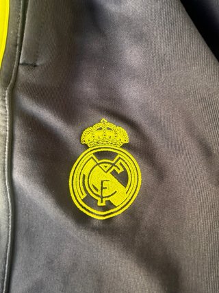 Conjunto chándal Adidas gris y amarillo