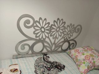 Cabecero de cama floral metal plateado
