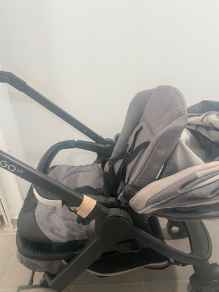 Carro de bebé Chicco gris y blanco