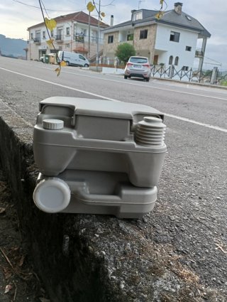Lavabo portátil e inodoro portatil