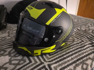 Casco LS2 Thunder Carbono Negro/Amarillo