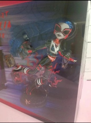 Muñeca Ghoulia Yelps Dead Fast