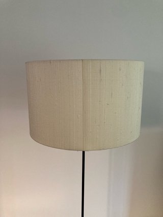 Lámpara de pie y pantalla Habitat