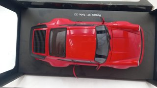 AA77982U Autoart Porsche 911 3.3 Turbo 1/18, conf