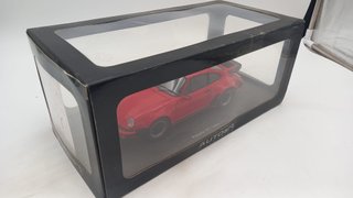 AA77982U Autoart Porsche 911 3.3 Turbo 1/18, conf
