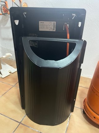 Estufa de butano Ufesa con botella