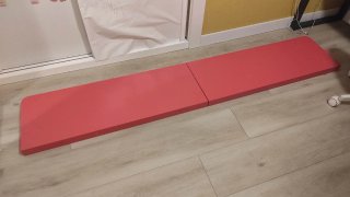 Tablas mesa auxiliar infantil color coral