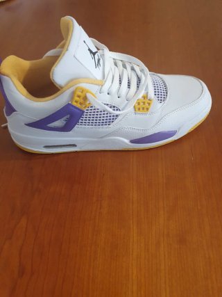 Jordan 4 Lakers Morado Blanco Amarillo