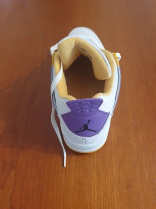 Jordan 4 Lakers Morado Blanco Amarillo