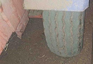 Remolque unifeed Lombarte MS-309.
