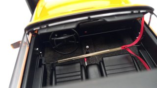 AA77932 Autoart Porsche 914/6 1/18, confezione l