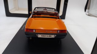 AA77932 Autoart Porsche 914/6 1/18, confezione l