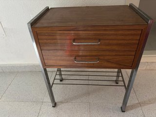 Mesita de noche madera y metal