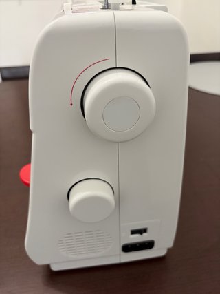 Máquina de coser Alfa 720+