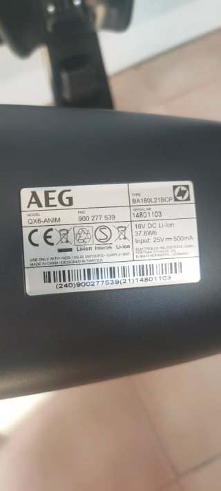 Aspirador Escoba AEG QX6 Animal