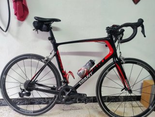 Bicicleta de carretera Giant defy Negra/Roja