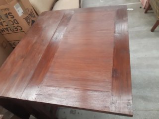 Mesa plegable de madera