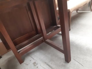 Mesa plegable de madera