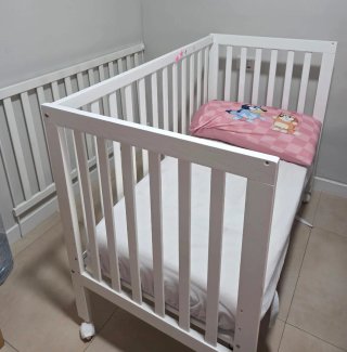 Cuna colecho blanca Con colchon y nordico