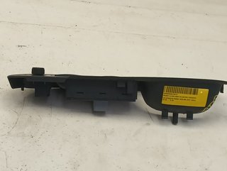 MANDO ELEVALUNAS DELANTERO IZQUIERDO VOLKSWAGEN P