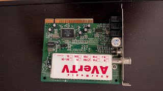 AVerMedia AVerTV M168-U Tarjeta Capturadora TV