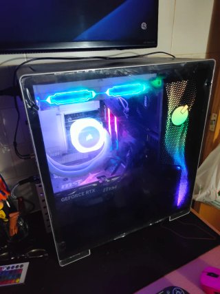 PC Gaming RTX 5060 Ti 32GB RAM 7TB