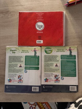 Libros 3 primaria Ingles y musica.