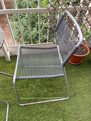Mesa cristal redonda + 3 sillas metal