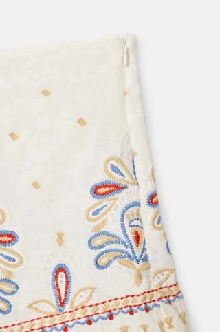 Shorts bordados Zara