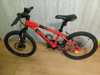 Bicicleta Rockrider ST 900 20 Roja