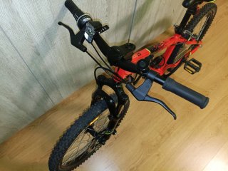 Bicicleta Rockrider ST 900 20 Roja