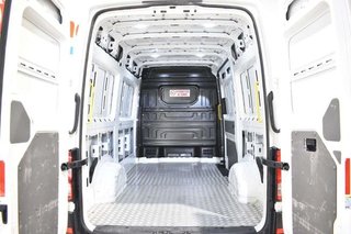 Volkswagen Crafter FURGÓN 30 L3H2 2.0 TDI 140 CV FWD