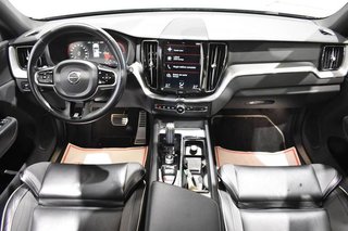 Volvo XC60 R-DESIGN 2.0 T8 PLUG-IN HYBRID TWIN ENGINE AWD 390 CV GEARTRONIC