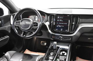 Volvo XC60 R-DESIGN 2.0 T8 PLUG-IN HYBRID TWIN ENGINE AWD 390 CV GEARTRONIC