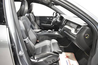Volvo XC60 R-DESIGN 2.0 T8 PLUG-IN HYBRID TWIN ENGINE AWD 390 CV GEARTRONIC
