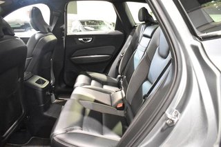 Volvo XC60 R-DESIGN 2.0 T8 PLUG-IN HYBRID TWIN ENGINE AWD 390 CV GEARTRONIC