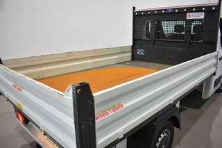Renault Master VOLQUETE CAJA ABIERTA 3.5T L2 2.3 DCI 135 CV BASCULANTE HIDRÁULICO