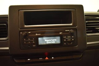 Renault Master VOLQUETE CAJA ABIERTA 3.5T L2 2.3 DCI 135 CV BASCULANTE HIDRÁULICO