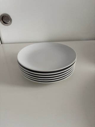 Juego de Platos de Porcelana Blanca